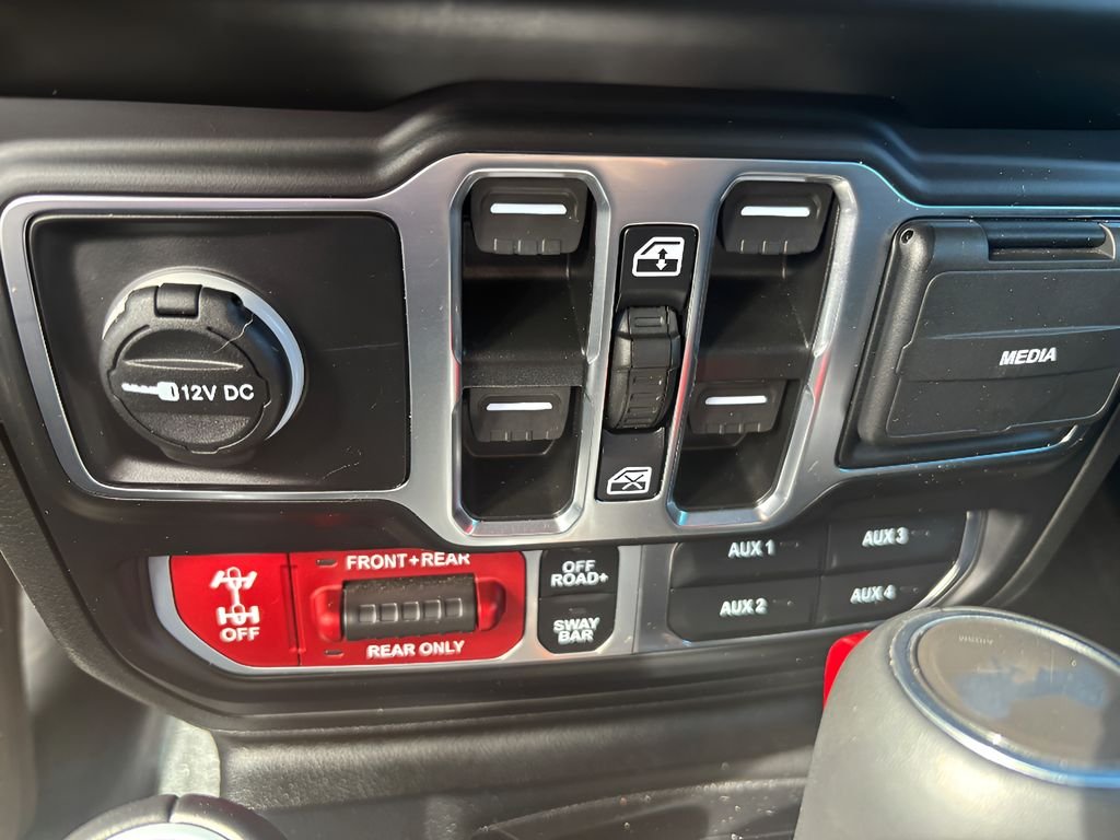 Used 2023 Black Clearcoat Jeep Rubicon 392 image 18
