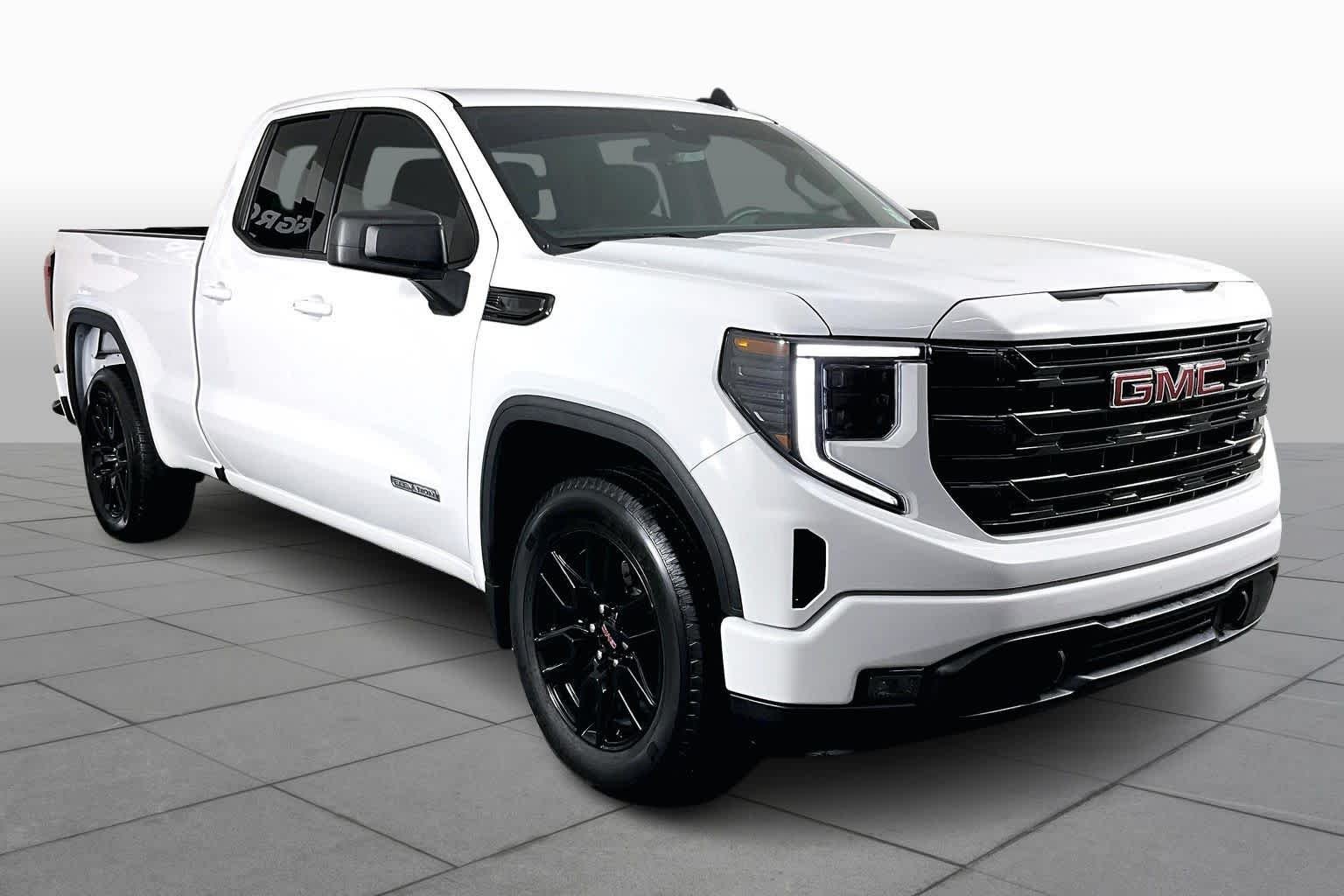 Used 2023 Summit White GMC Elevation image 3