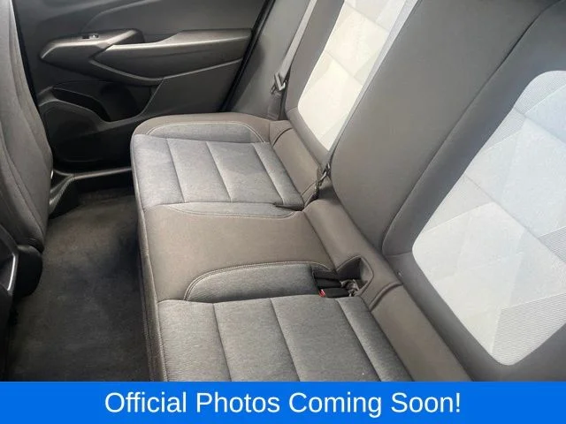 Used 2025 Gray Chevrolet LS image 4