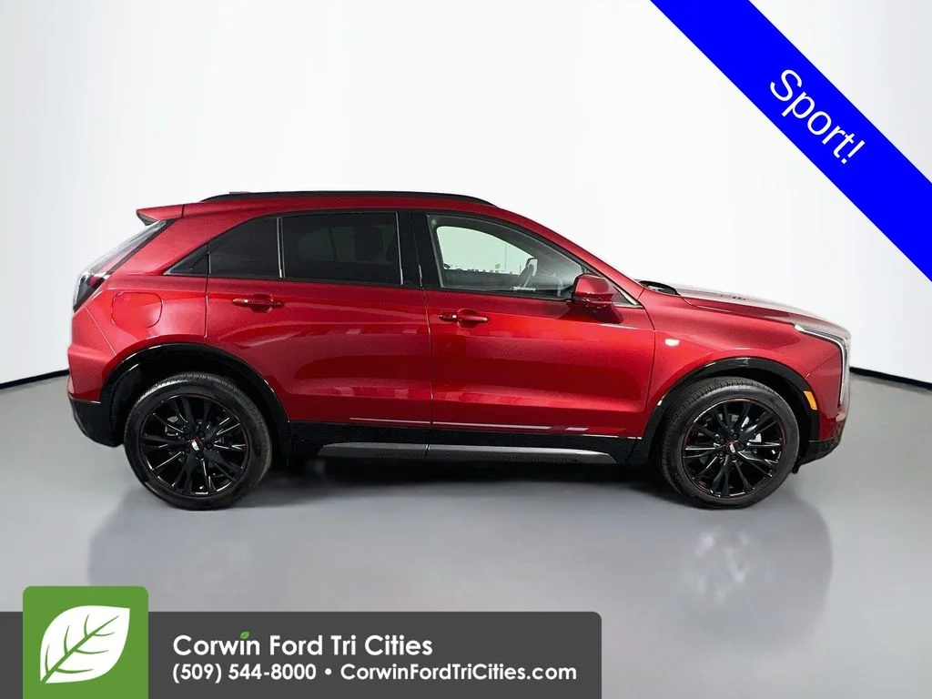 Used 2025  Cadillac Sport image 18