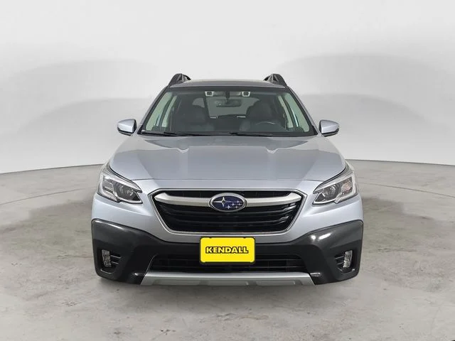 Used 2022 Ice Silver Metallic Subaru Limited image 8