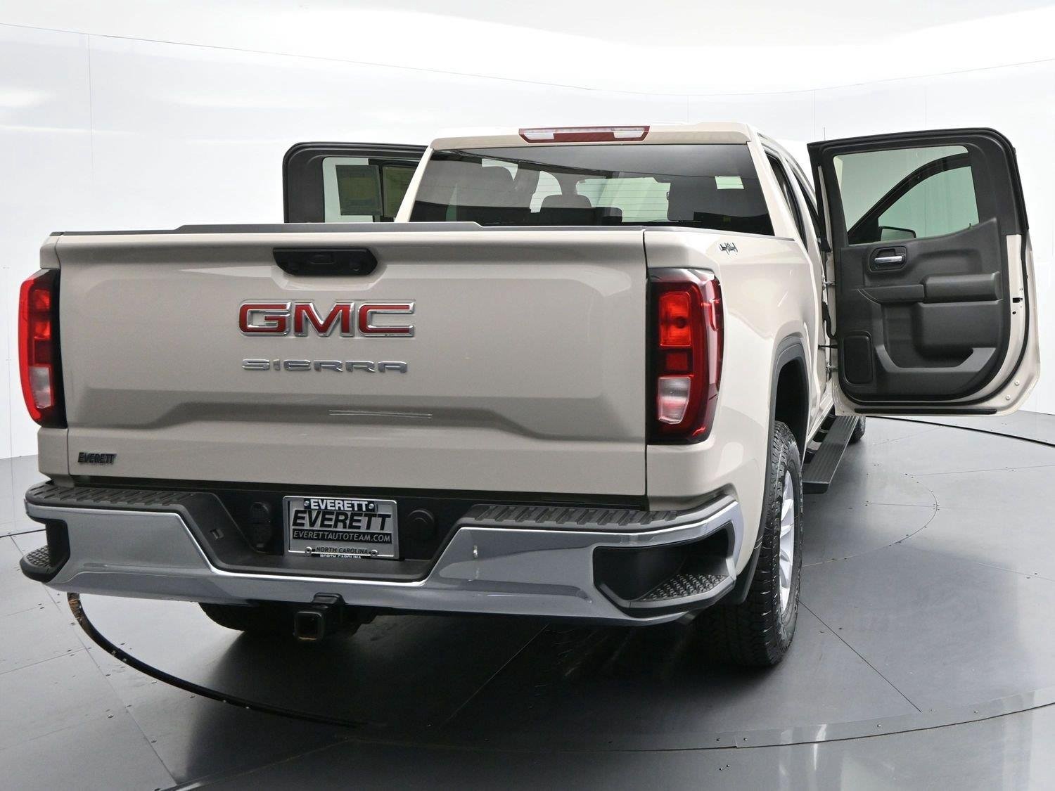 Used 2026 Coastal Dune GMC Pro image 43