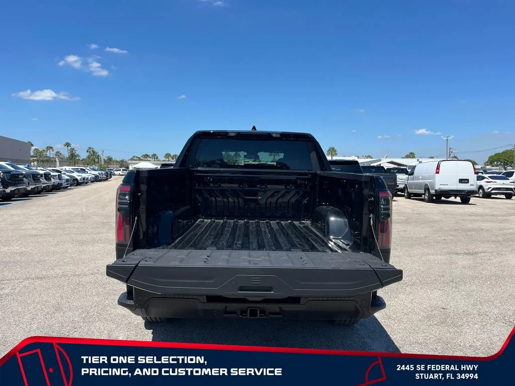 New 2026 Onyx Black GMC Elevation Standard Range image 16