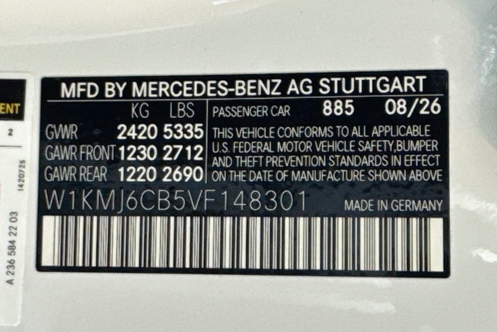New 2027 MANUFAKTUR Moonlight White Metallic Mercedes-Benz AMG® CLE 53 image 29