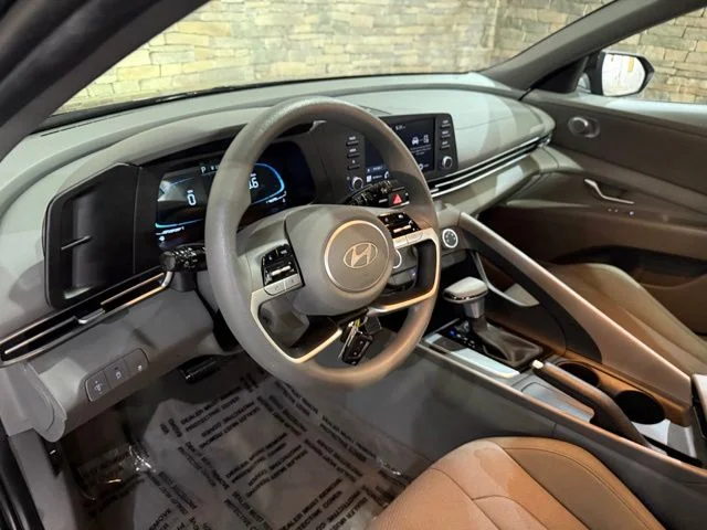 New 2026 Abyss Black Hyundai SE image 12