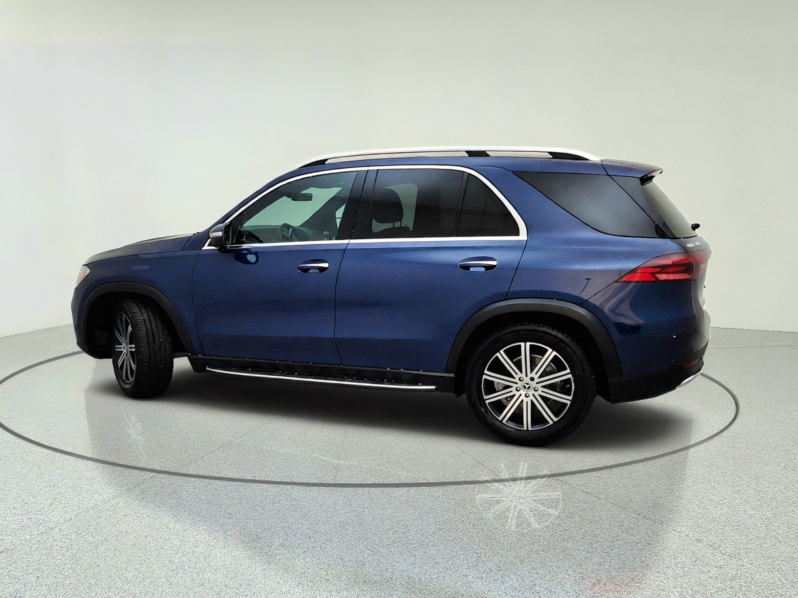 Certified Used 2026 Twilight Blue Metallic Mercedes-Benz GLE 350 image 13