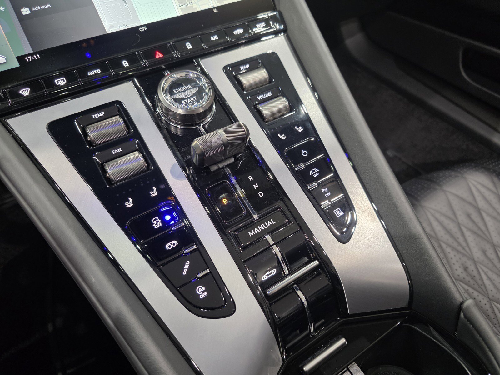 2026 Aston Martin DB12 Base - Photo 15