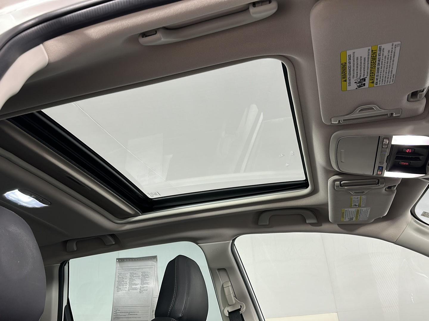 Used 2020 Crystal White Pearl Subaru Touring image 20
