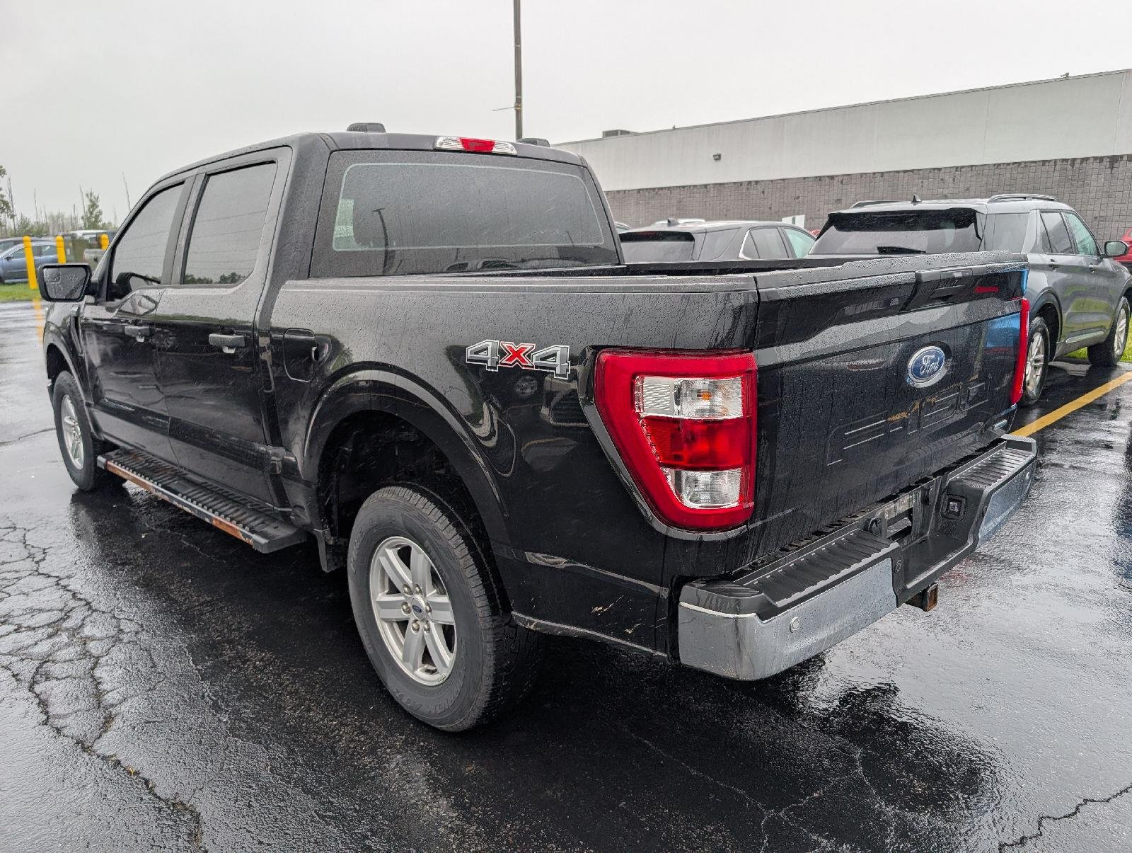Used 2023 Agate Black Ford XL image 6