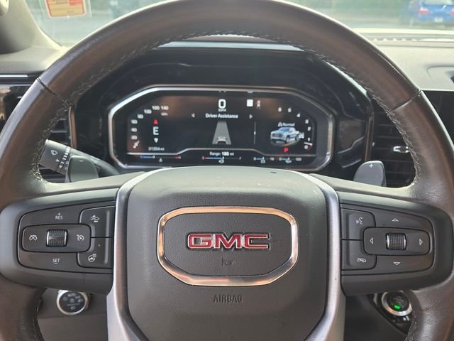 Used 2022 Black GMC SLT image 25