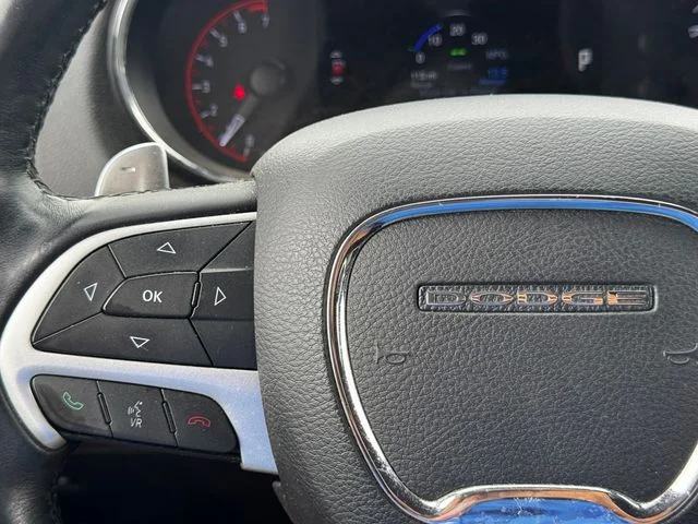 Used 2015 Red Dodge SXT image 25