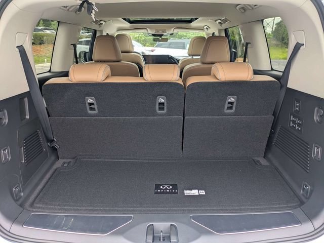 New 2026 RADIANT WHITE INFINITI Luxe 2WD image 12