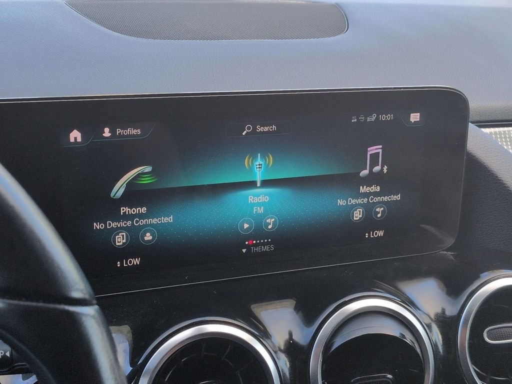 Used 2022 Gray Mercedes-Benz GLA 250 image 12