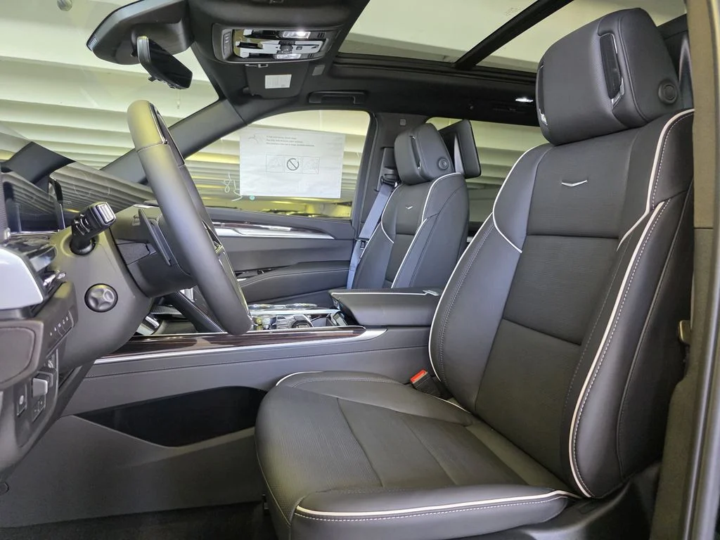 New 2026 Black Cadillac Luxury image 17