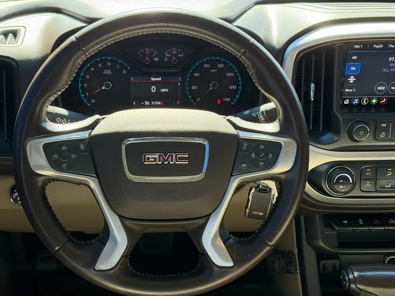 Used 2020 SATIN STEEL METALLIC GMC 2WD SLE image 12