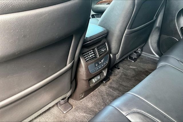 Used 2018 White Acura 3.5L image 33