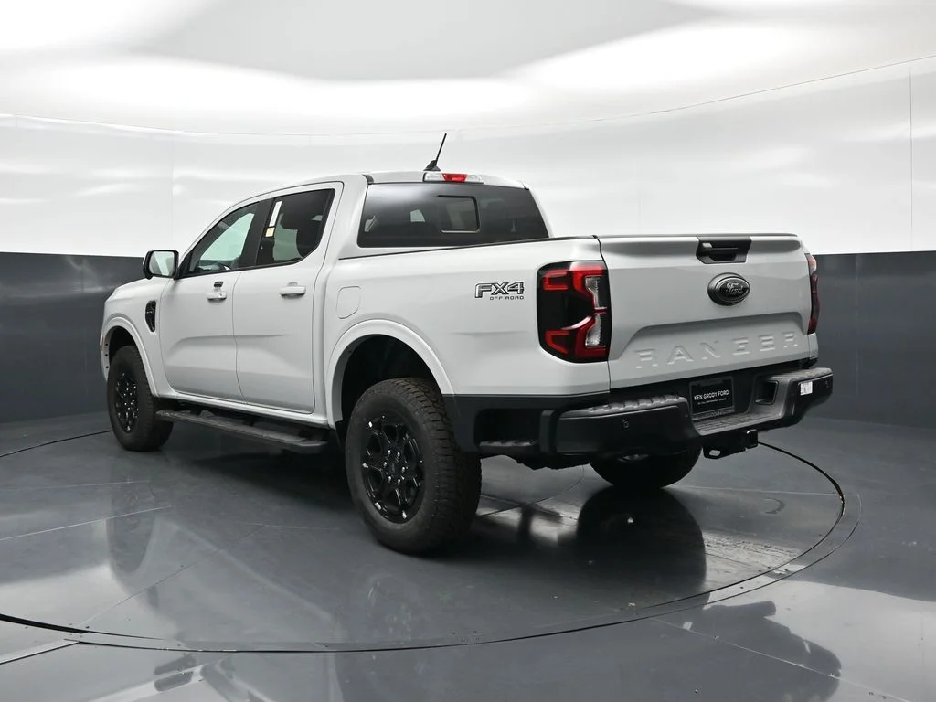 New 2026 Avalanche Ford Lariat image 6