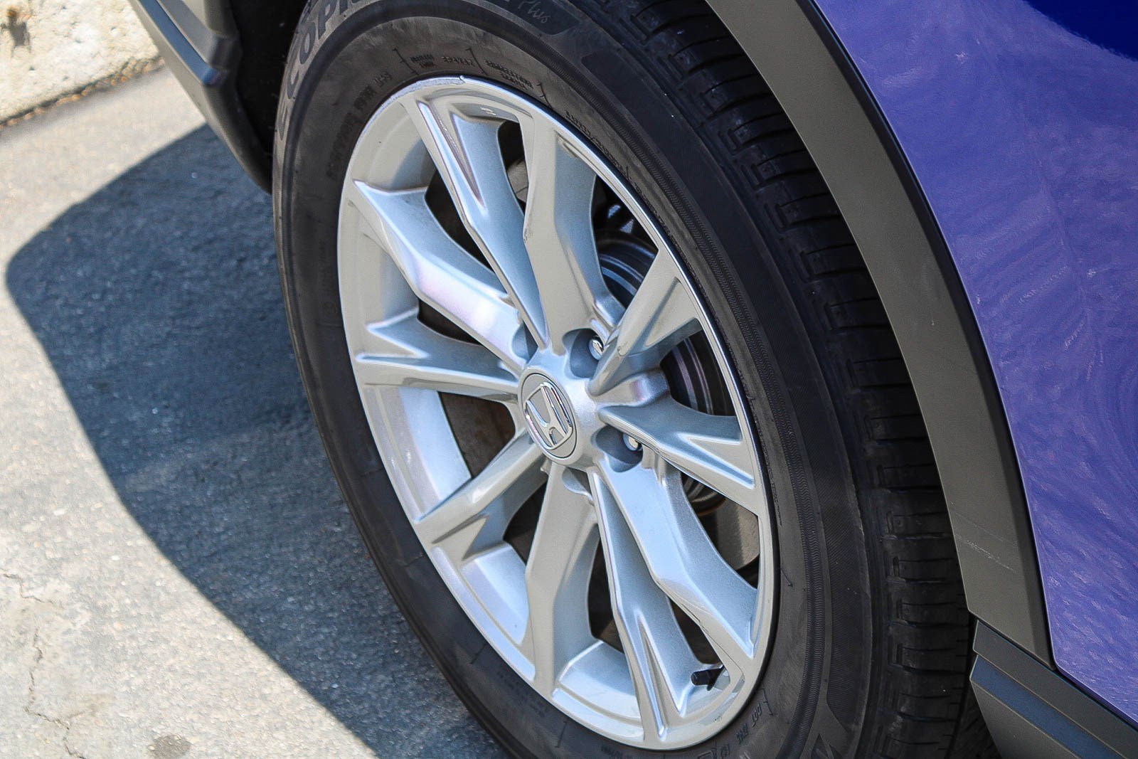 Used 2024 Canyon River Blue Metallic Honda EX image 13