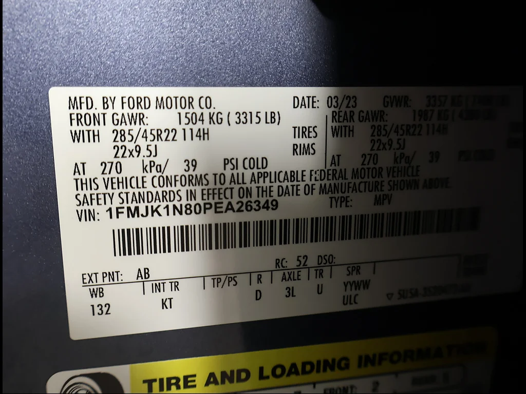 Used 2023 Infinite Blue Metallic Tinted Clearcoat Ford King Ranch image 13