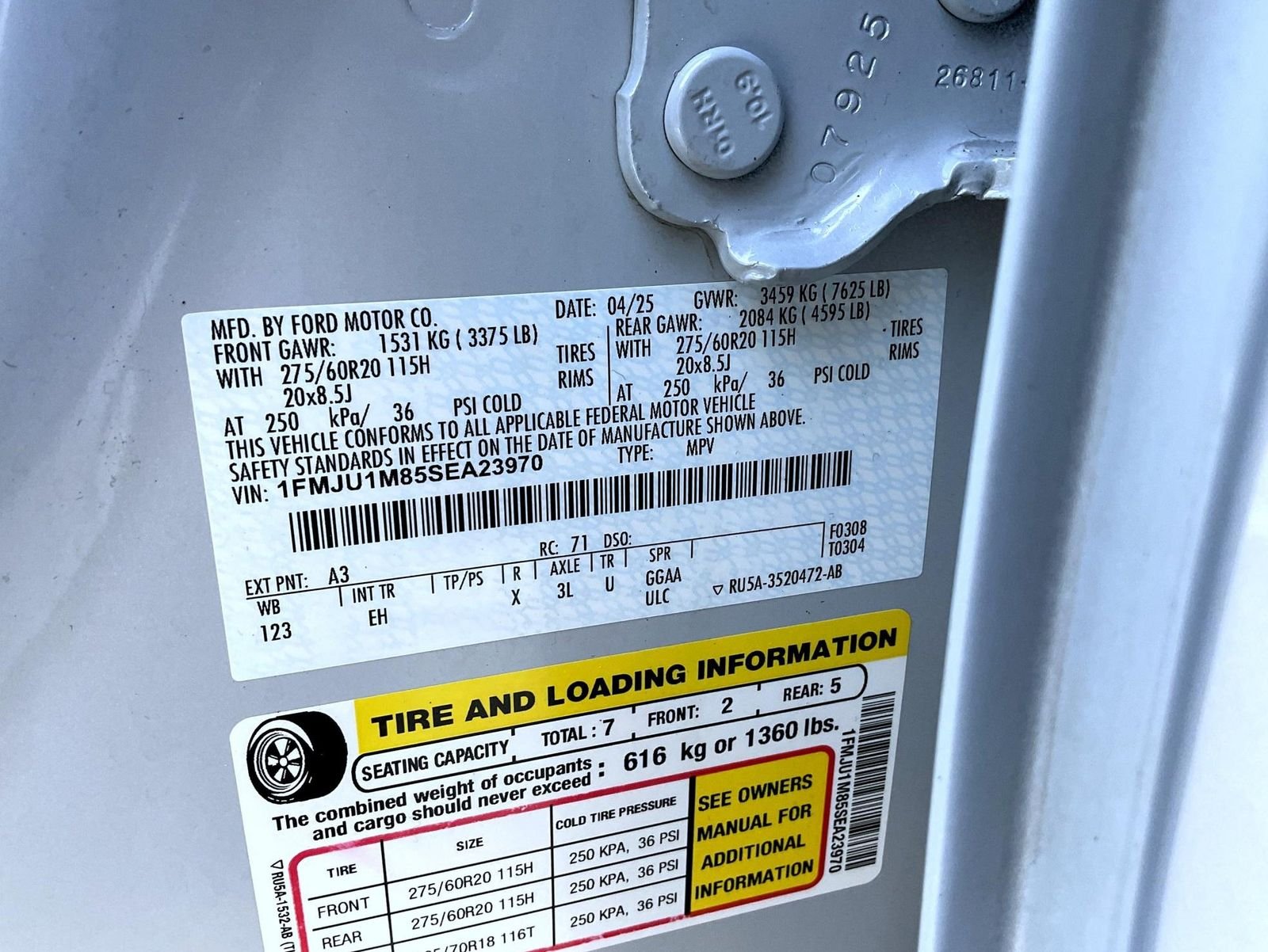 Used 2025 Silver Ford Platinum image 27