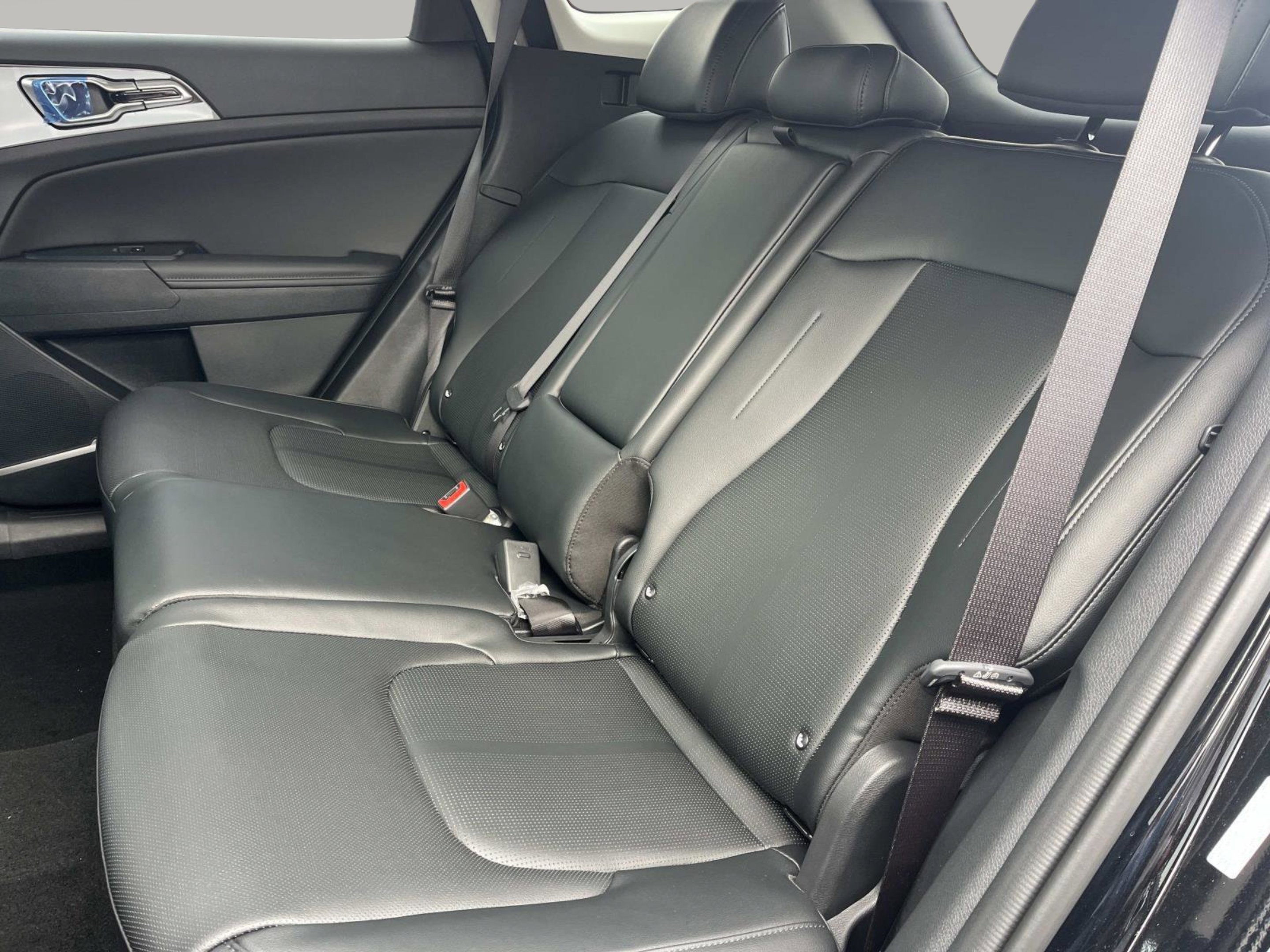New 2026 Ebony Black Kia EX image 21