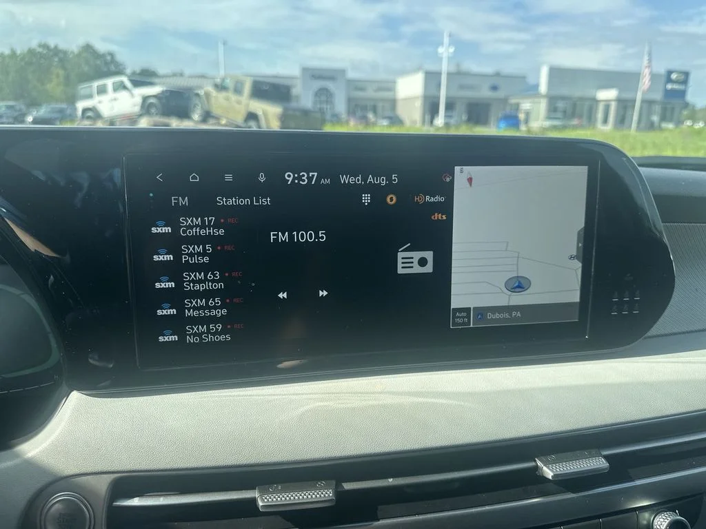 Used 2023 Gray Hyundai SE image 23