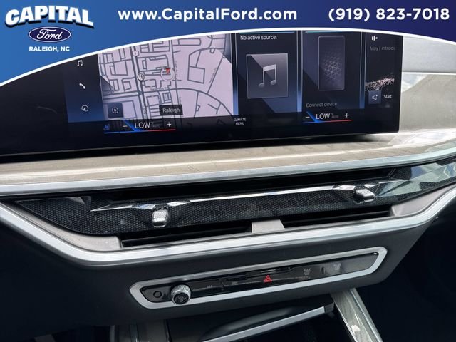 Used 2023 Black BMW xDrive40i image 27