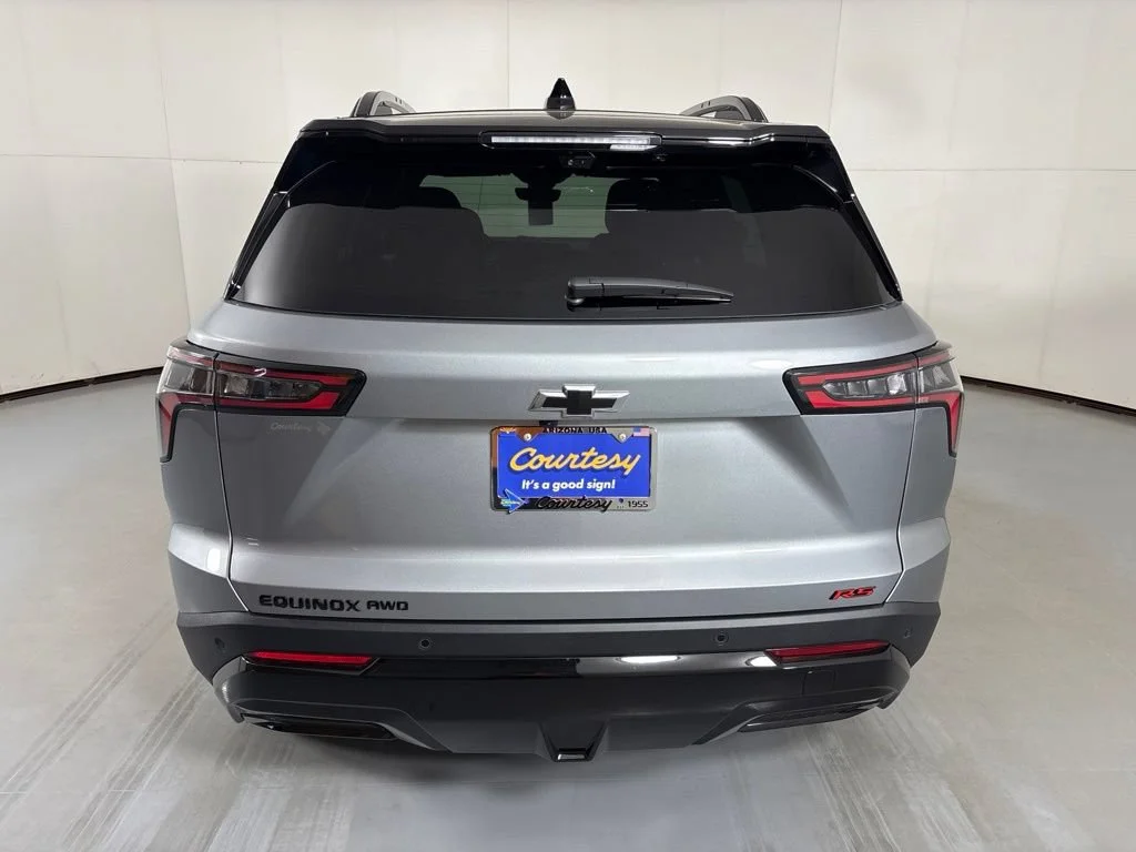 2027 Chevrolet Equinox RS - Photo 8