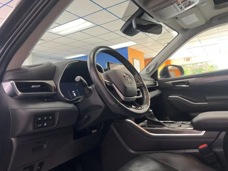 Used 2023 Black Toyota Hybrid Limited image 23