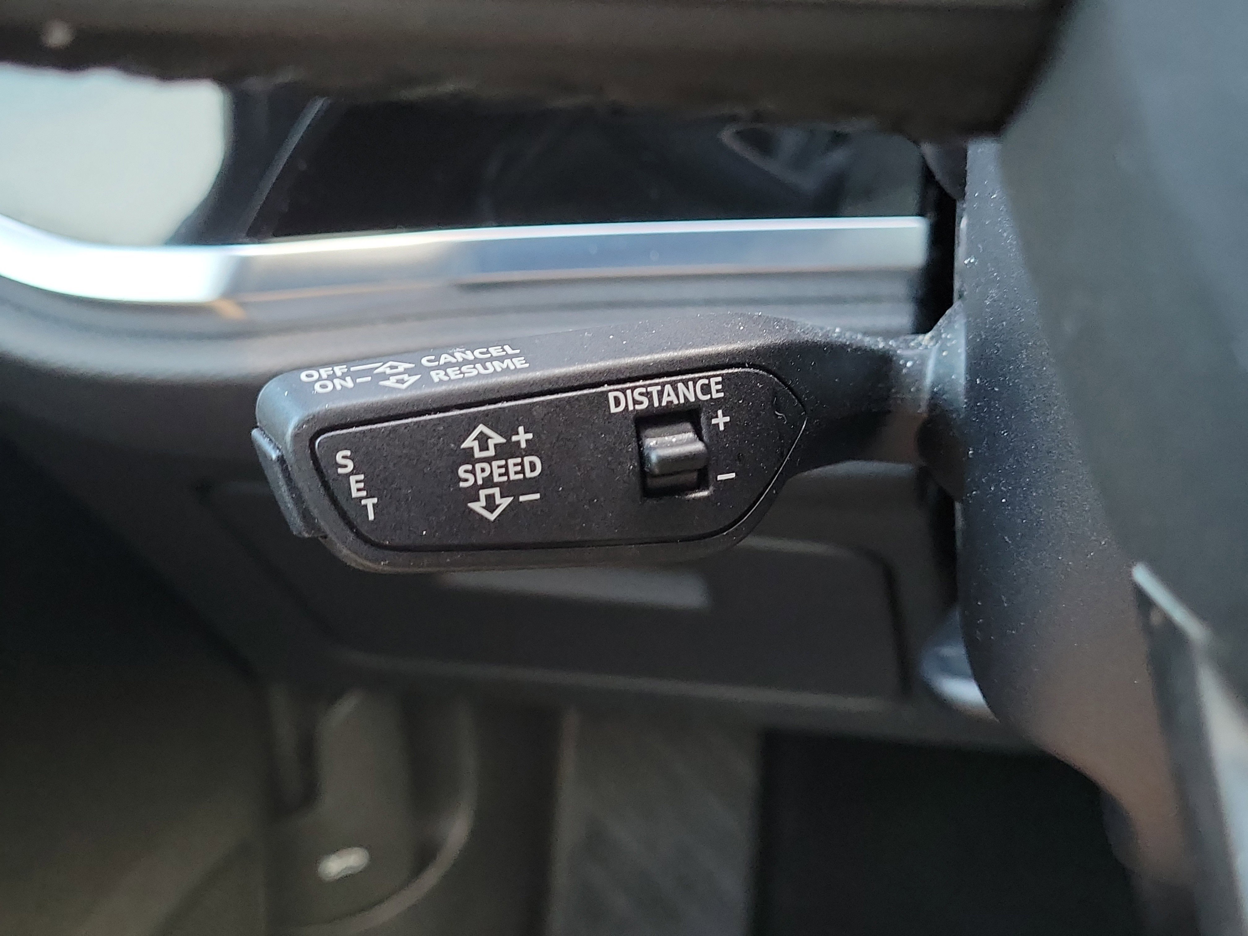 Used 2024 White Audi S line Premium image 25