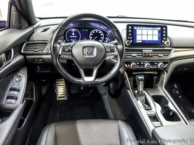 Used 2020 Blue Honda Sport image 3