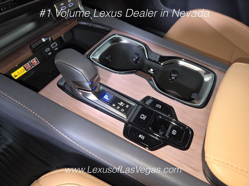New 2026 Iridium Lexus PREMIUM image 18