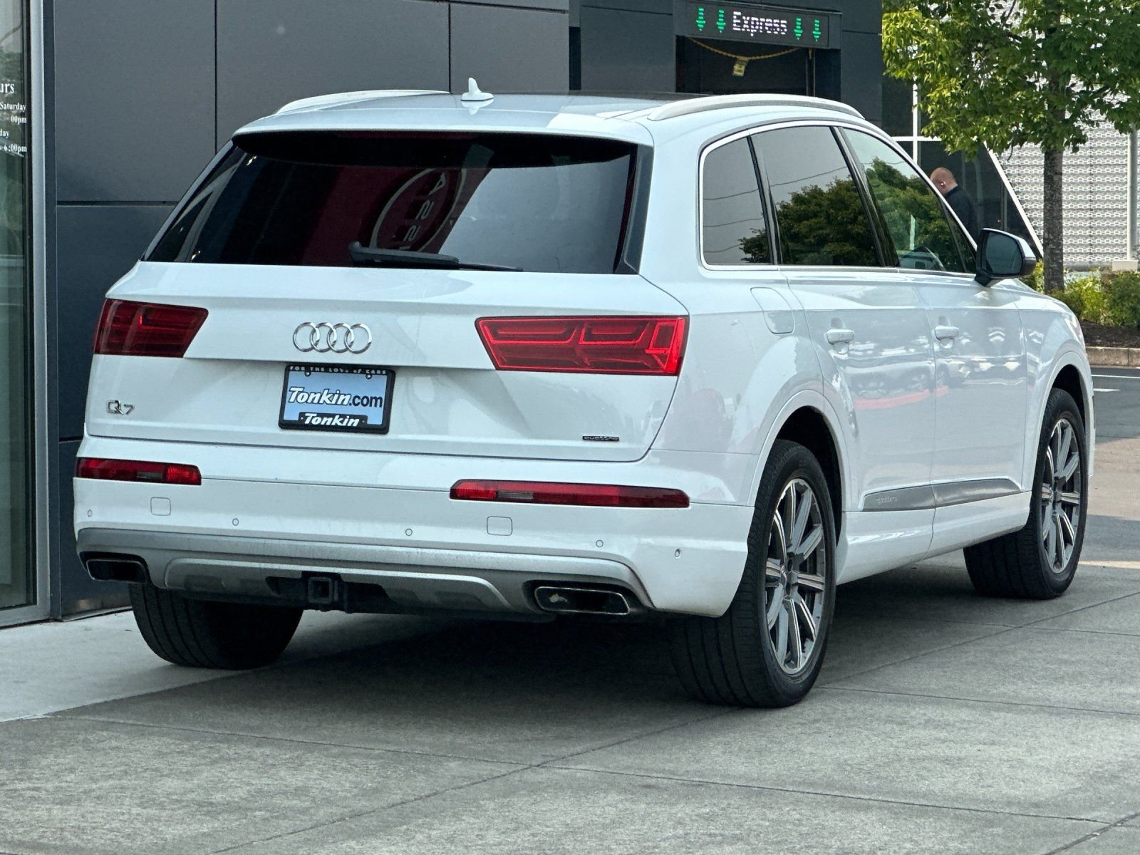 Used 2019 Glacier White Audi 55 Prestige image 3