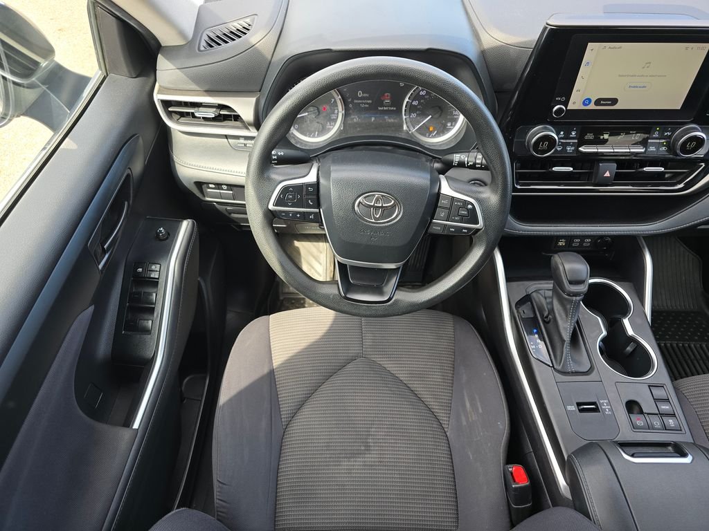 Used 2023 Gray Toyota L image 17