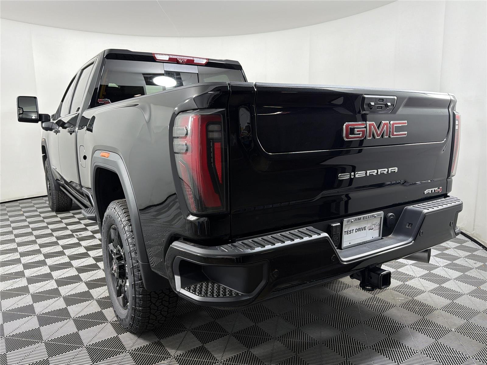 2026 GMC Sierra 2500HD AT4 - Photo 4