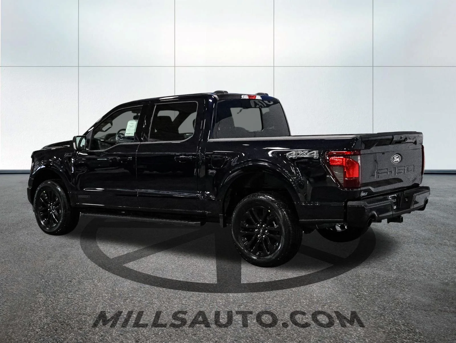 New 2026 Antimatter Blue Metallic Ford XLT image 4