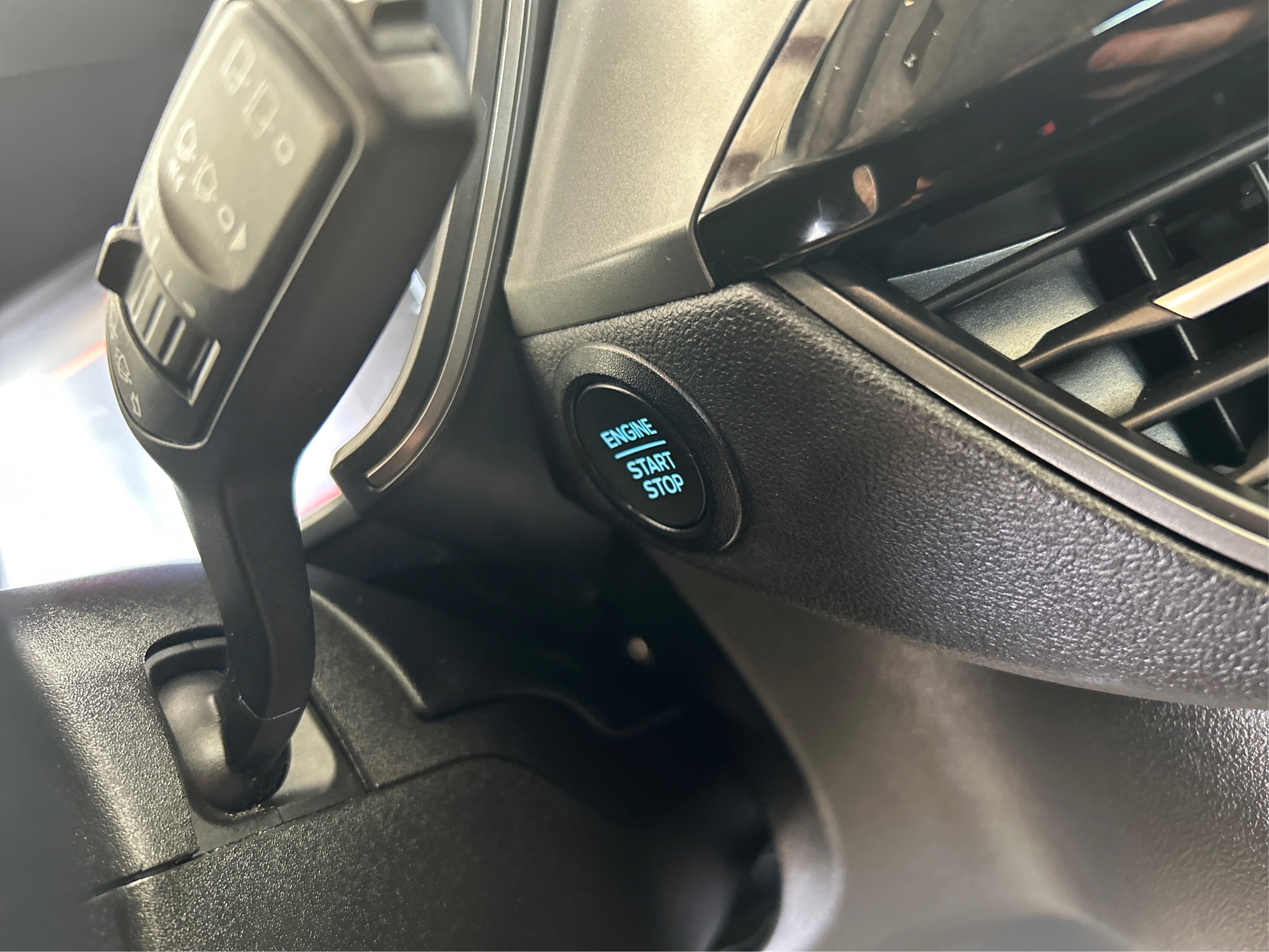 Used 2023 Black Ford Active image 28