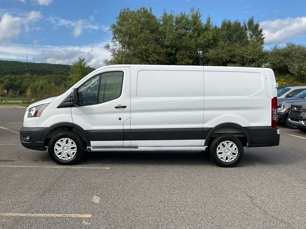 Certified Used 2025 Oxford White Ford Base image 22
