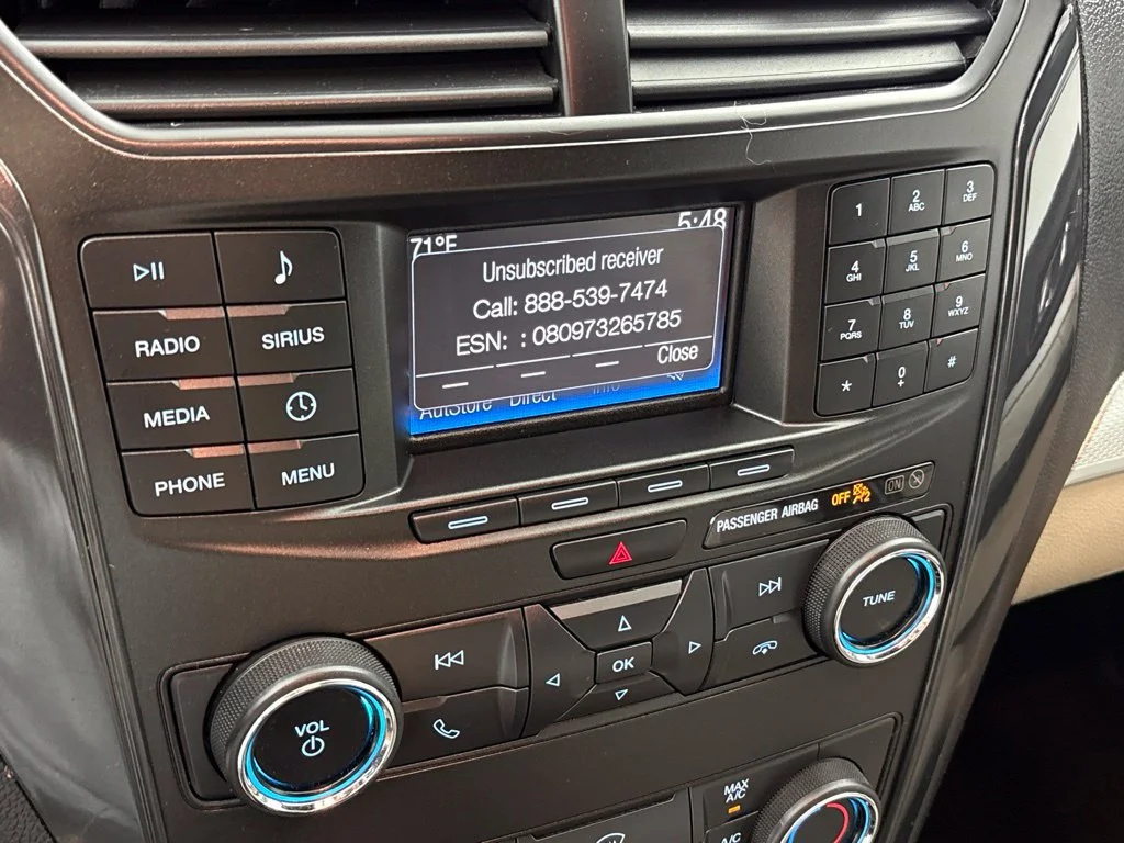 Used 2018 White Ford Base image 31