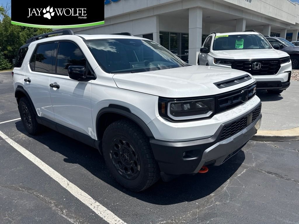 Used 2026 White Honda TrailSport Elite Blackout image 1