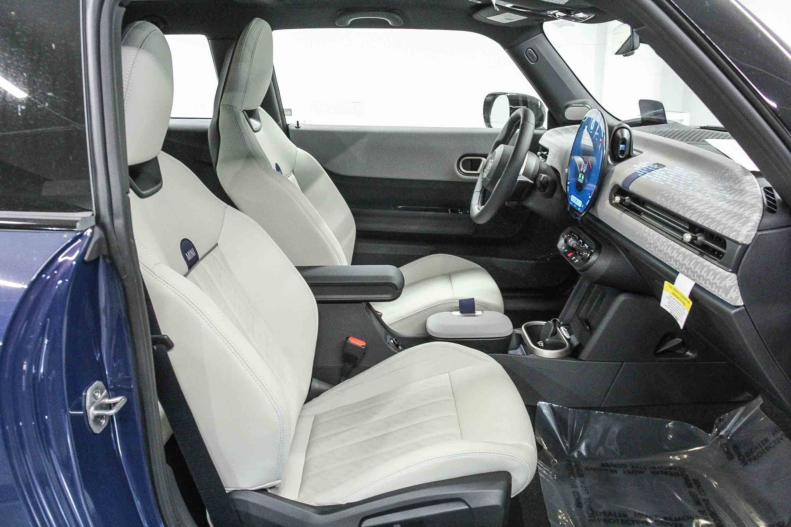 2026 MINI Hardtop 2 Door S - Photo 18