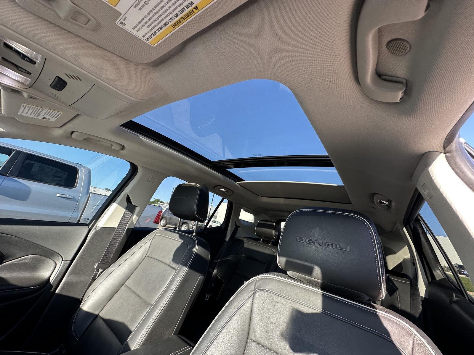 Used 2019 Graphite Gray Metallic GMC Denali image 9