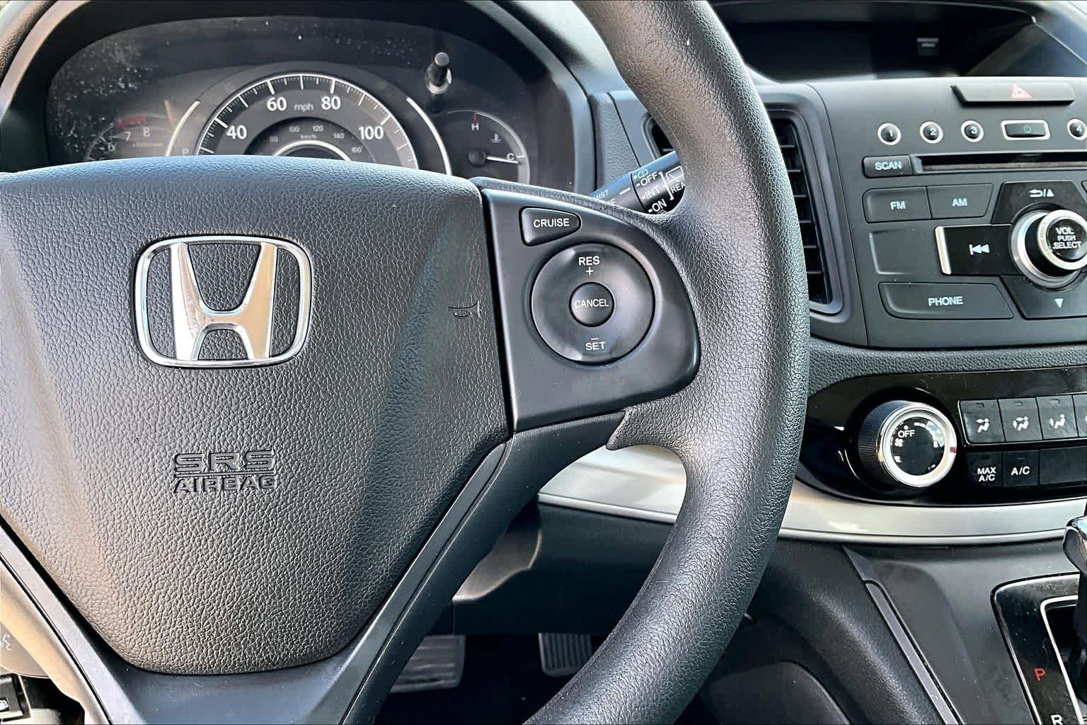 Used 2015 Alabaster Silver Metallic Honda LX image 25