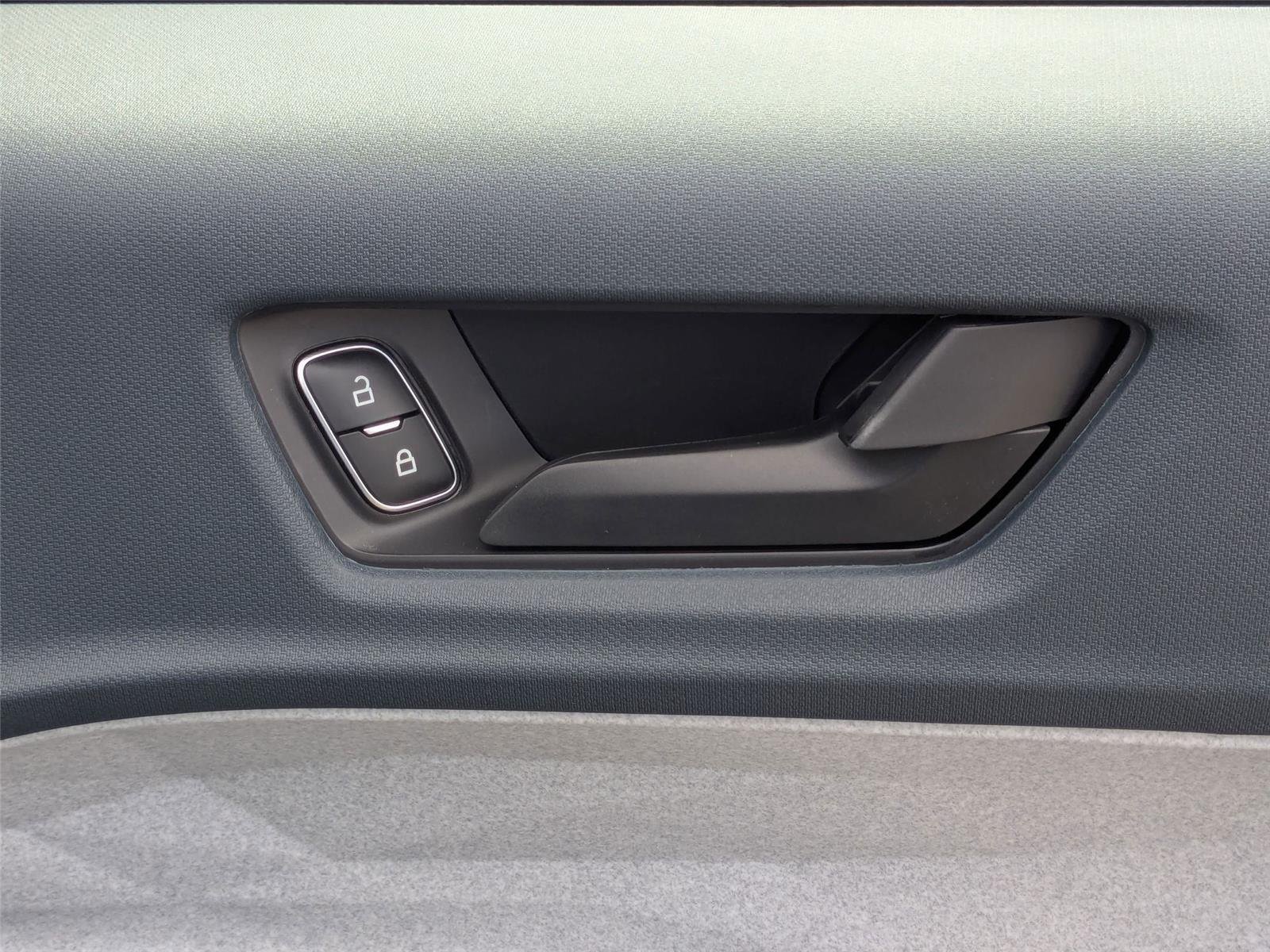 2025 Ford Maverick XLT - Photo 32