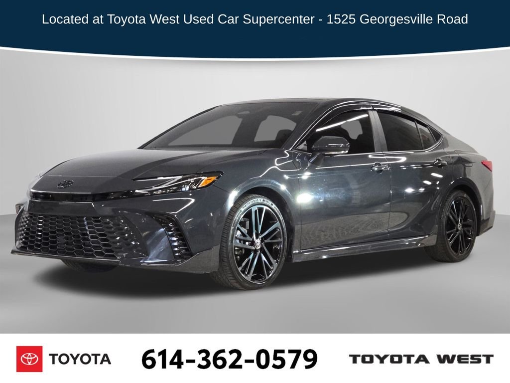 Used 2025  Toyota  image 1