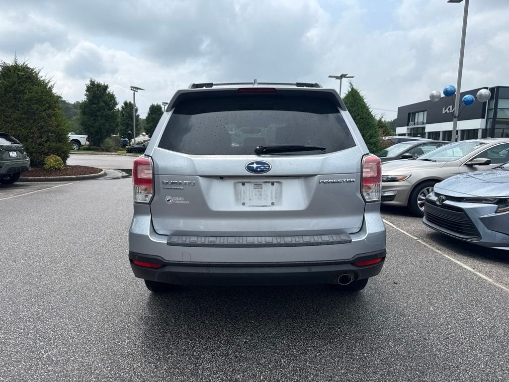 Used 2018 Silver Subaru 2.5i Limited image 4