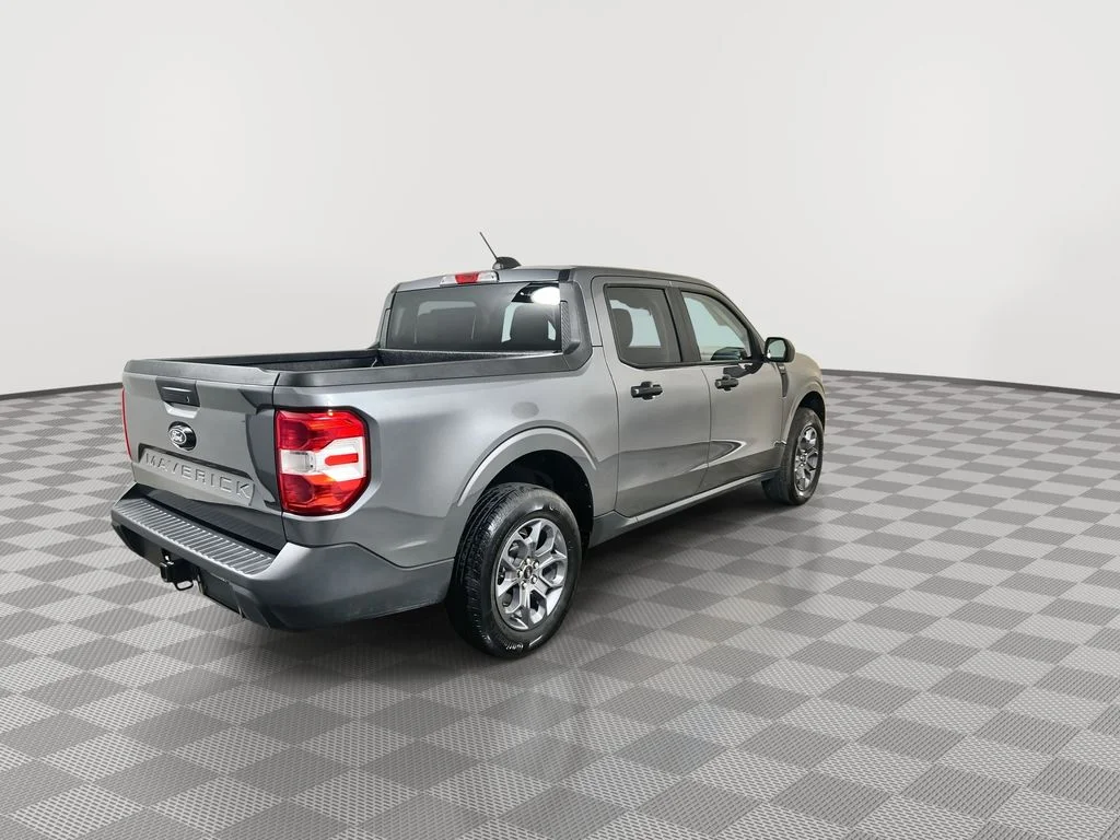 Used 2026 Gray Ford XLT image 8