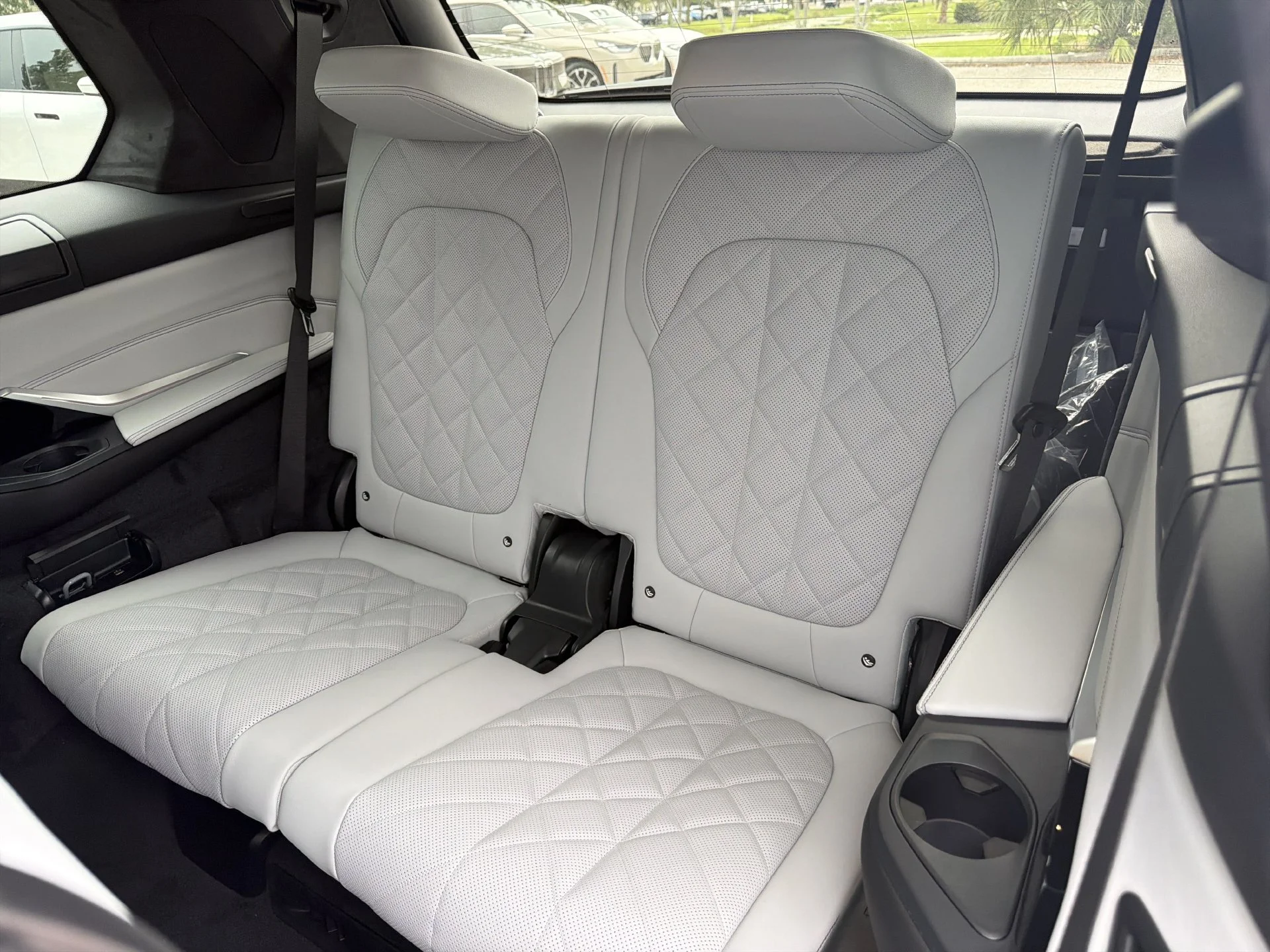 New 2027 Gray BMW xDrive40i image 24