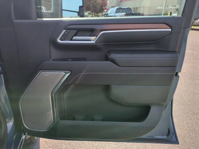 Used 2024 Blue GMC Denali image 34