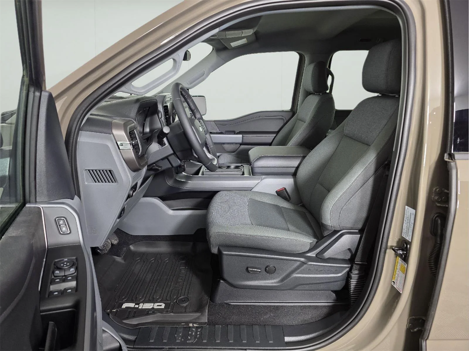Used 2026 Marsh Gray Ford XLT image 12